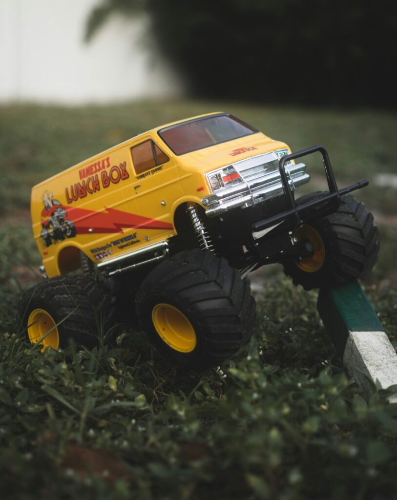 RC Car receiver blinking no signal