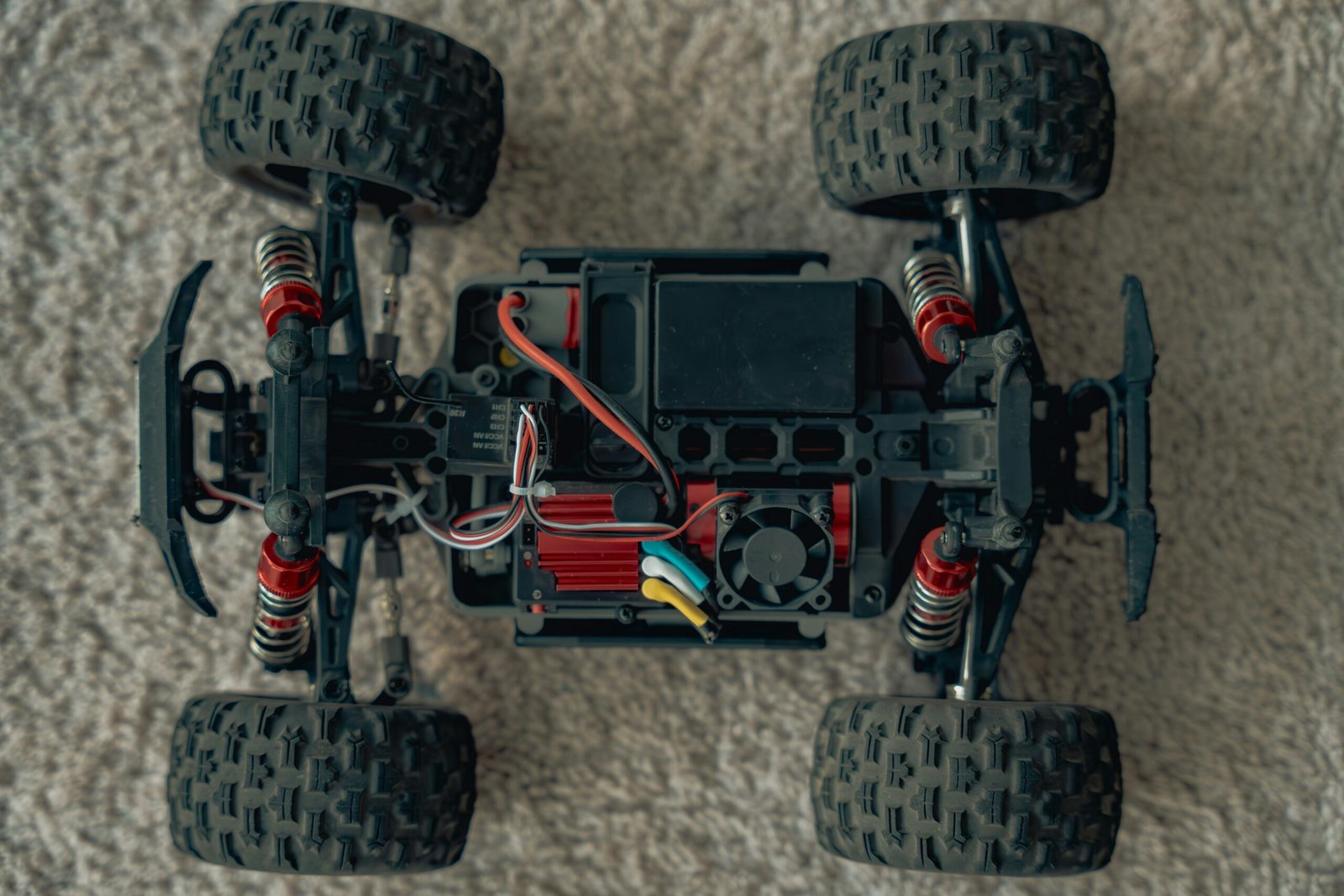 How to Bind RC Transmitter and Receiver: 7 Easy Steps